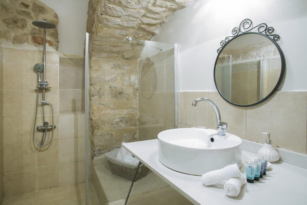 Avney Hahoshen Hotel Safed Buitenkant foto