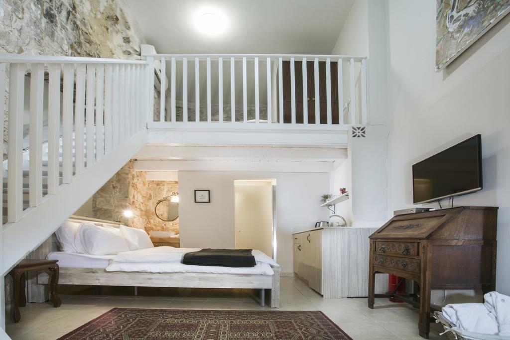 Avney Hahoshen Hotel Safed Buitenkant foto